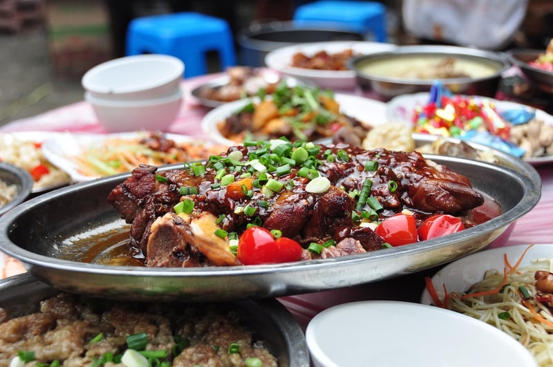 Farm-to-Table Dining